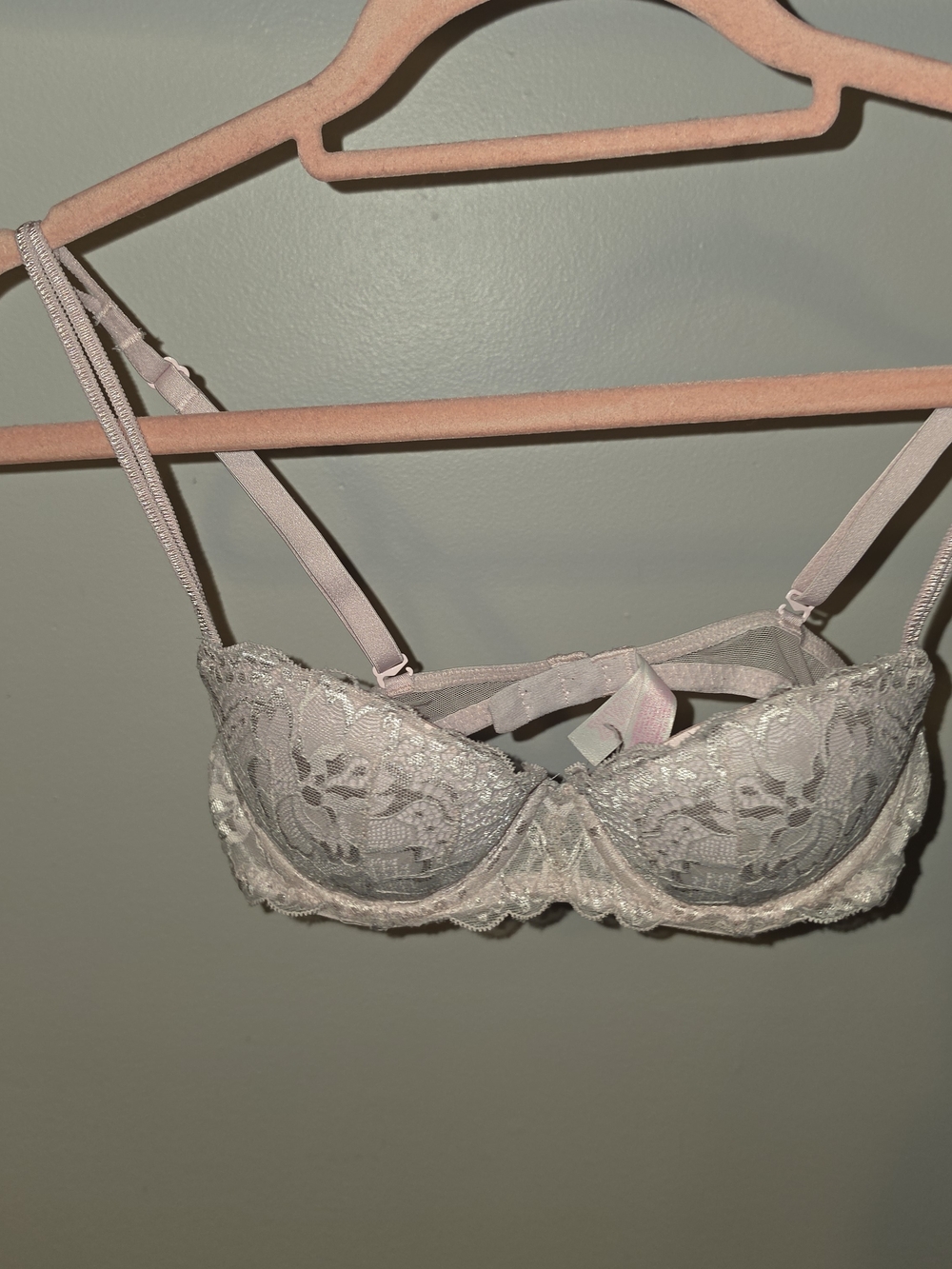 PINK Victoria's Secret Light Pink Lace Underwire Bra